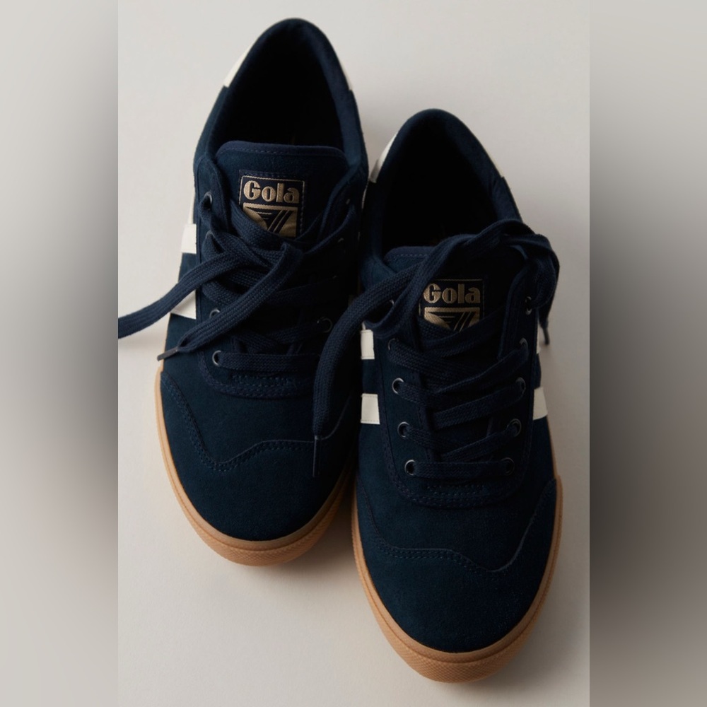 Gola Navy Classic Sneakers with Gum Sole